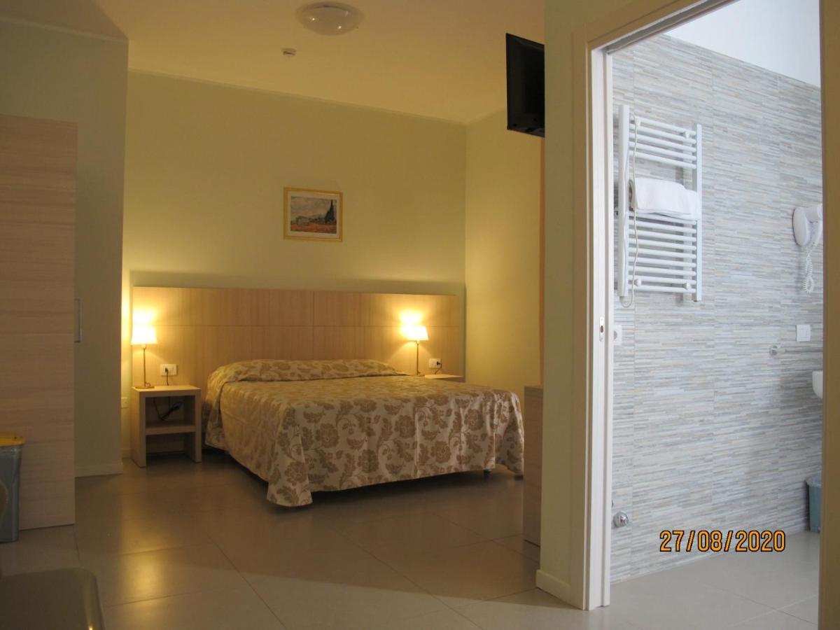 Santa Barbara Hotel & Apartments Bellaria-Igea Marina Ngoại thất bức ảnh
