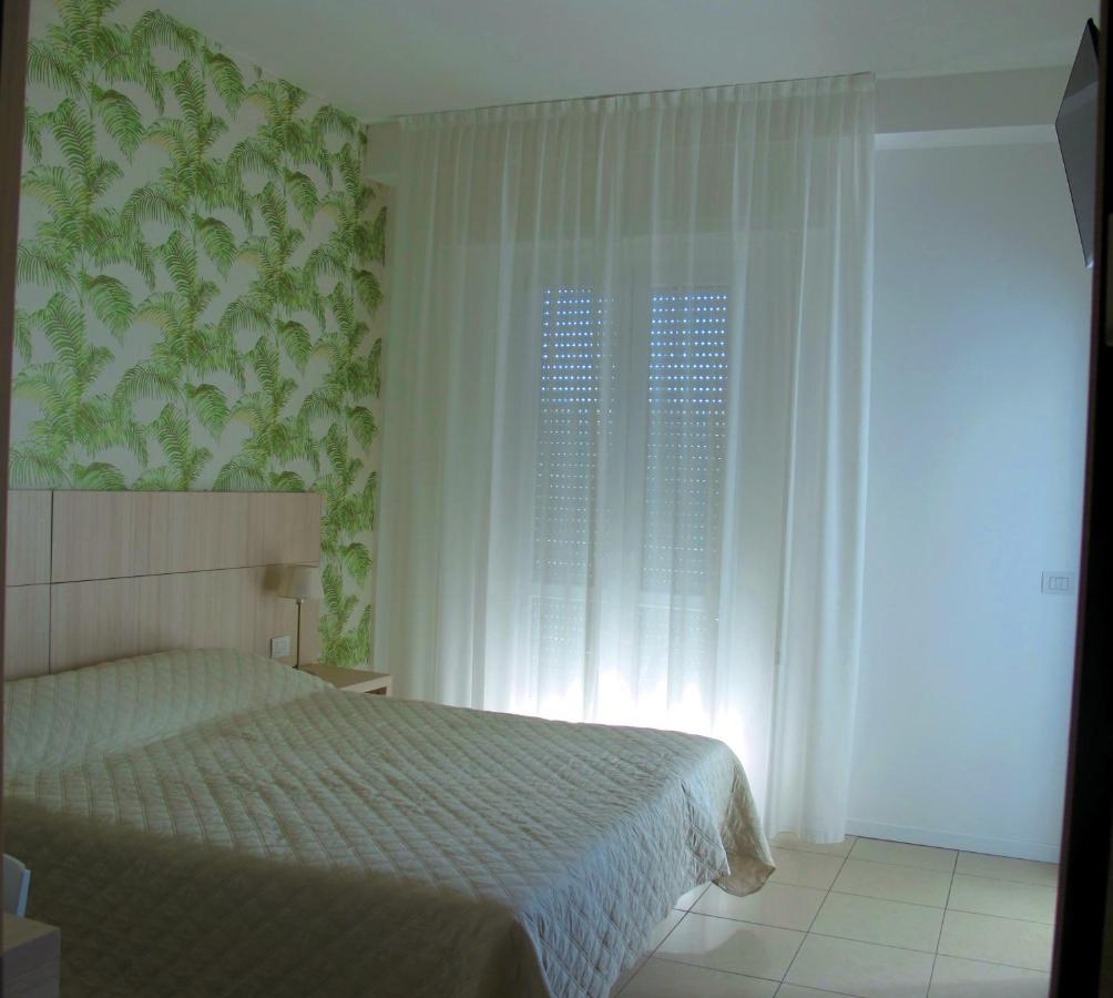 Santa Barbara Hotel & Apartments Bellaria-Igea Marina Ngoại thất bức ảnh