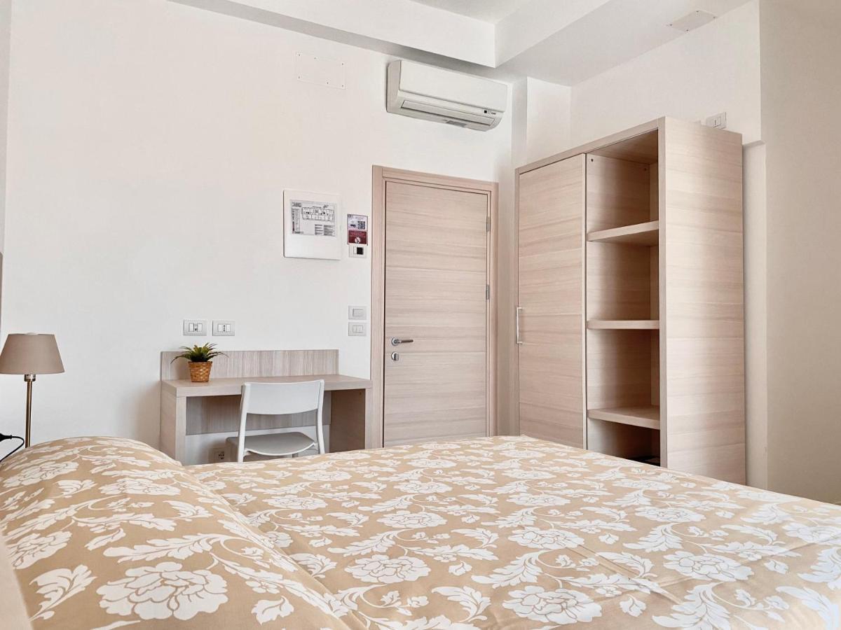 Santa Barbara Hotel & Apartments Bellaria-Igea Marina Ngoại thất bức ảnh