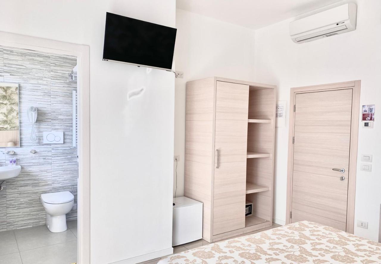 Santa Barbara Hotel & Apartments Bellaria-Igea Marina Ngoại thất bức ảnh