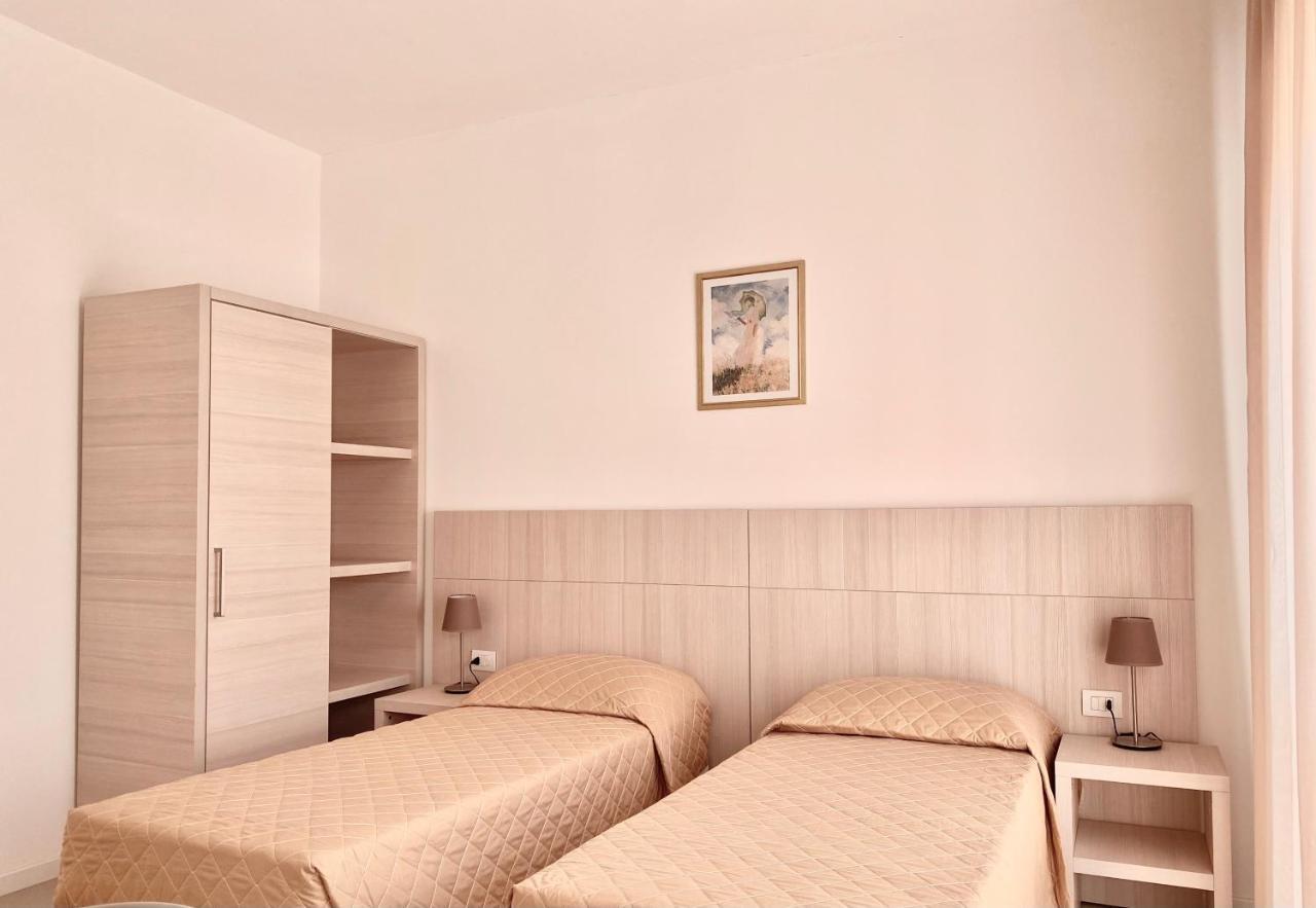 Santa Barbara Hotel & Apartments Bellaria-Igea Marina Ngoại thất bức ảnh